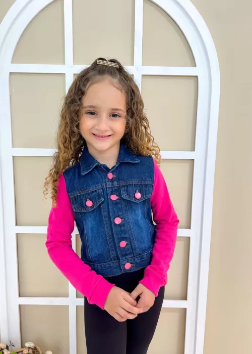 Jaqueta jeans com manga em moletom